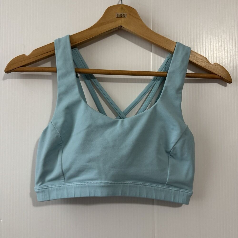 Lululemon Free to Be Serene Sports Bra Sz 4 Light Support C/D Cup Ice Blue